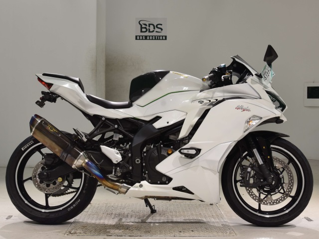 Kawasaki NINJA ZX-25R 2021
