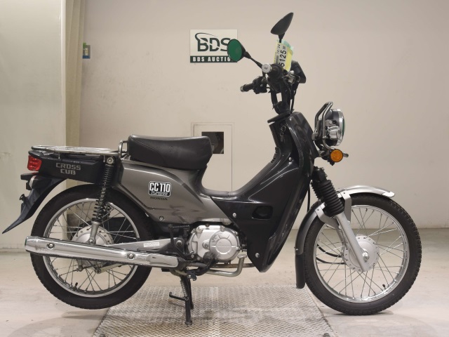 Honda CC110 CROSSCUB 2016
