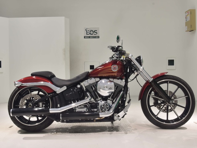 HD BREAKOUT FXSB1690 2015