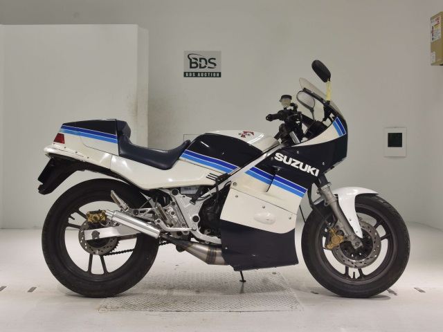 Suzuki RG250 GAMMA