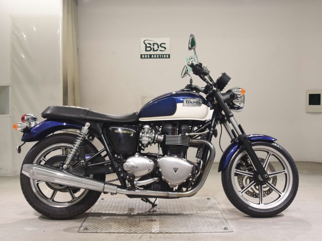 Triumph BONNEVILLE SE 2012