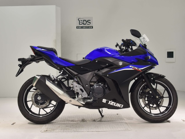 Suzuki GSX250R