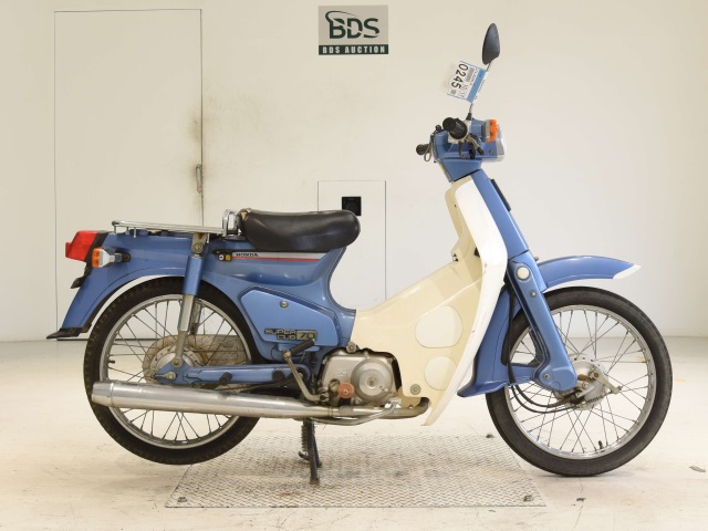 Honda C70 1982