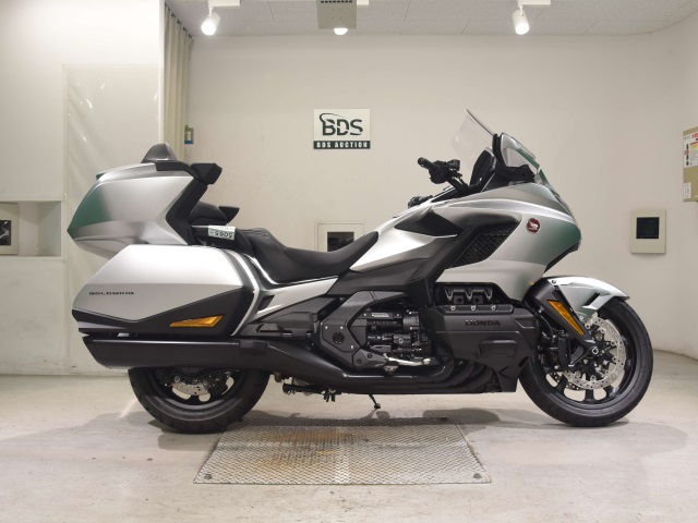 Honda GL1800 TOUR D 2025