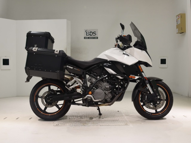 KTM 990 SUPERMOTO T 2012