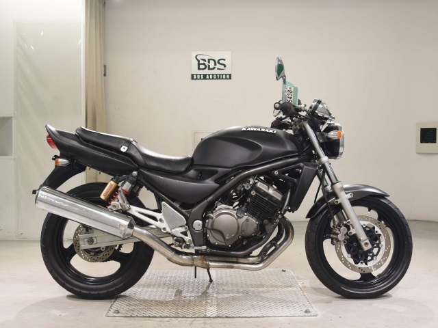 Kawasaki BALIUS ZR250 2006