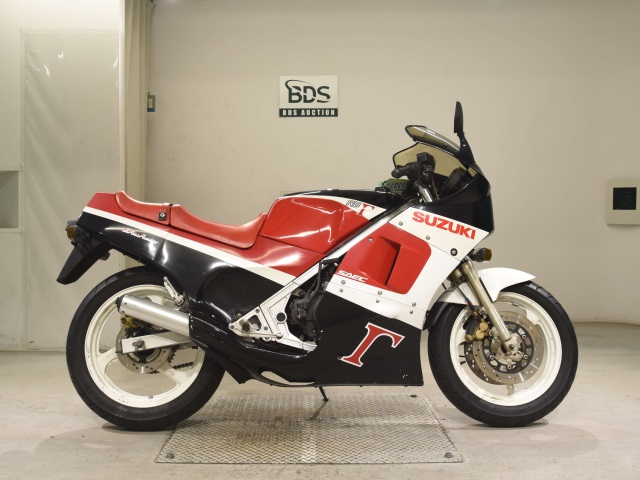 Suzuki RG250 GAMMA