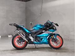 Yamaha YZF-R25 2021