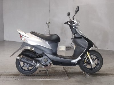 Suzuki SEPIA ZZ