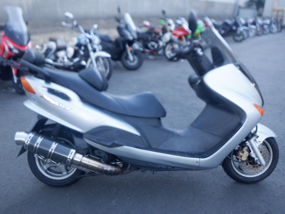 Yamaha MAJESTY 125