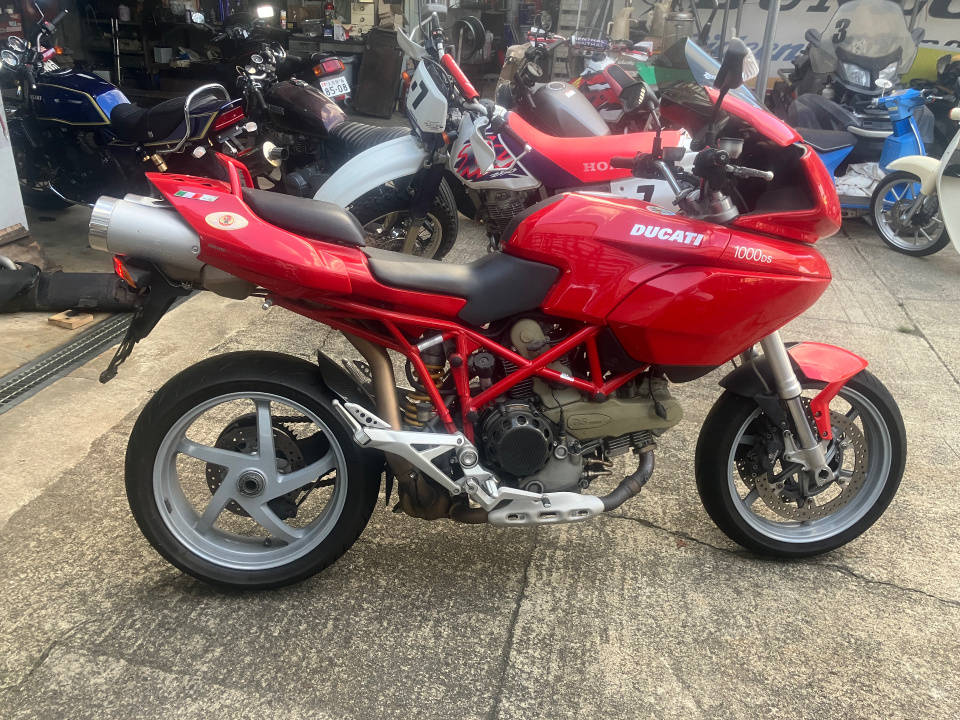 Ducati MULTISTRADA 1000 2004