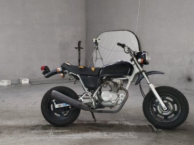 Honda APE50 2002