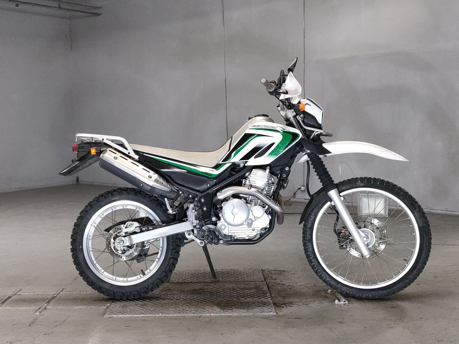 Yamaha SEROW XT250 2010