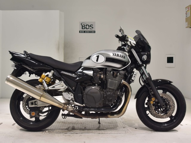 Yamaha XJR1300 2014