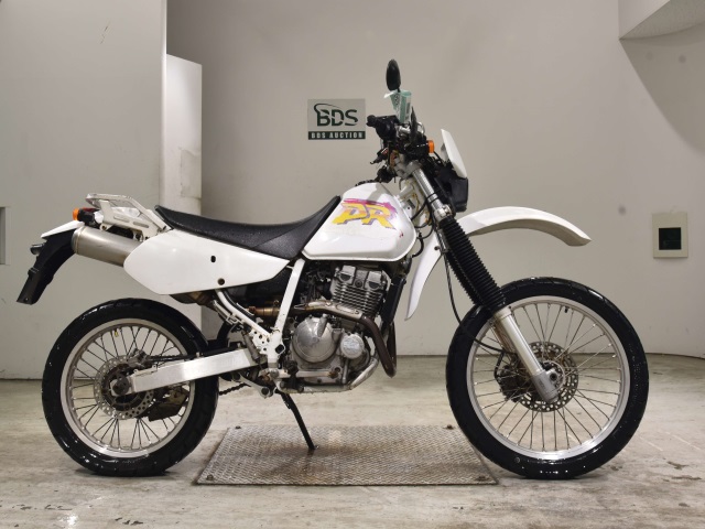 Suzuki DR250R-S