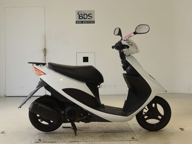 Suzuki ADDRESS V50