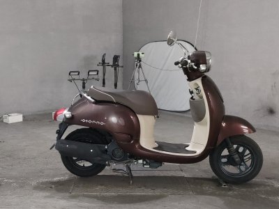 Honda GIORNO 2011