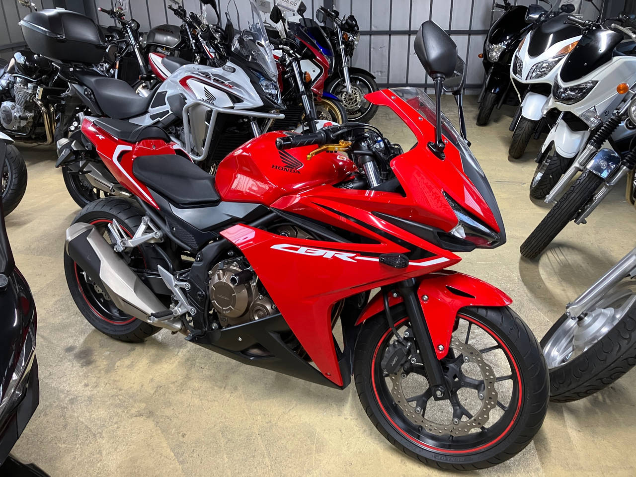 Honda CBR400R 2016