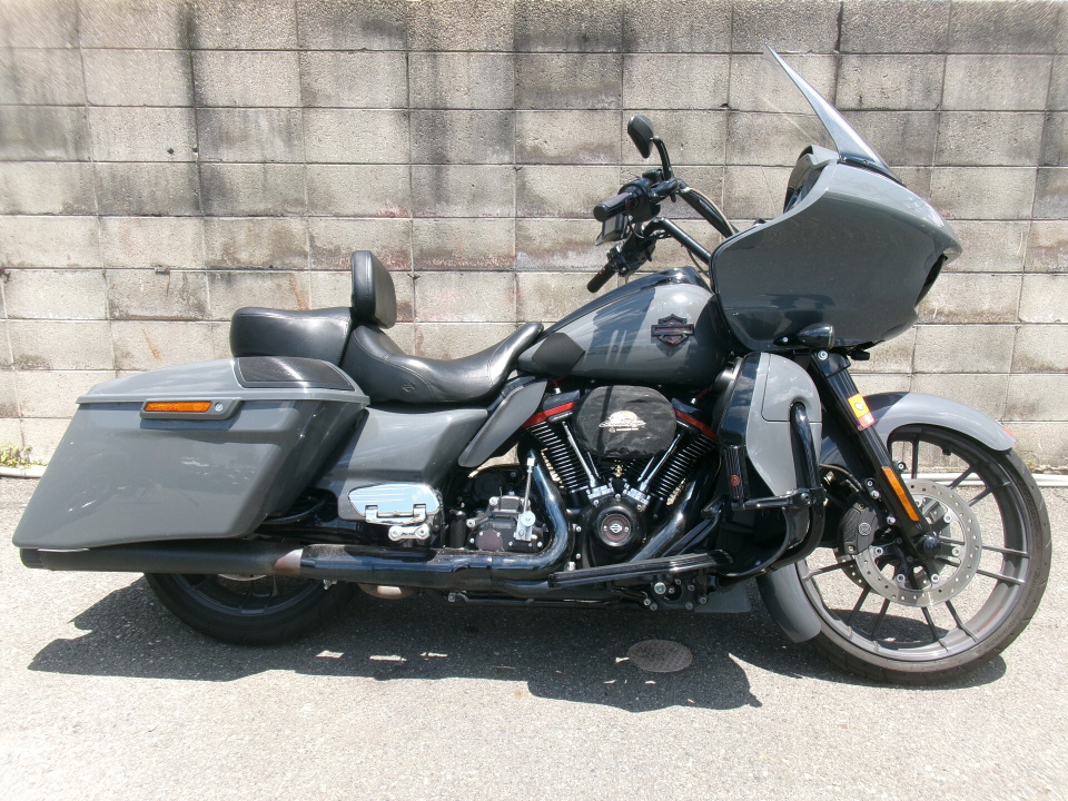 HD ROAD GLIDE FLTRXSE1923 CVO 2017
