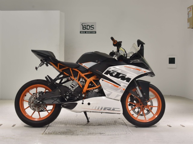 KTM RC 390 2015
