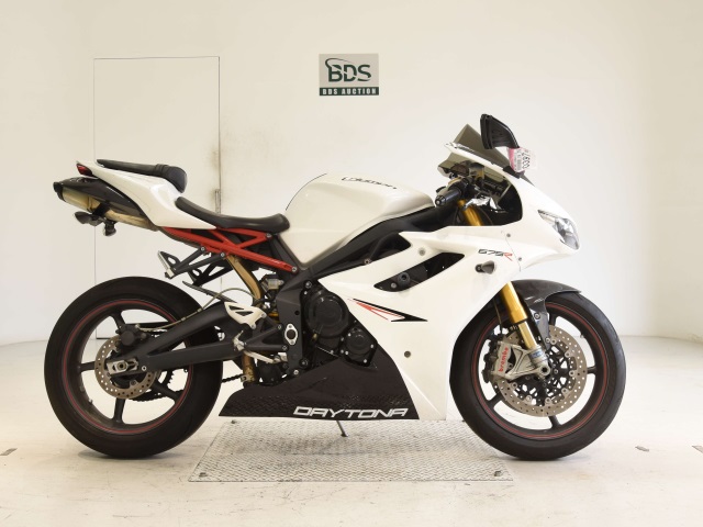 Triumph DAYTONA 675R 2011