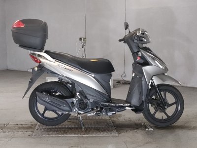 Suzuki ADDRESS V110