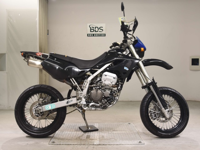 Kawasaki D-TRACKER250 2004