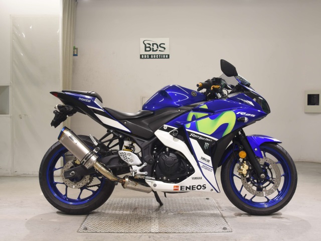 Yamaha YZF-R25 2016