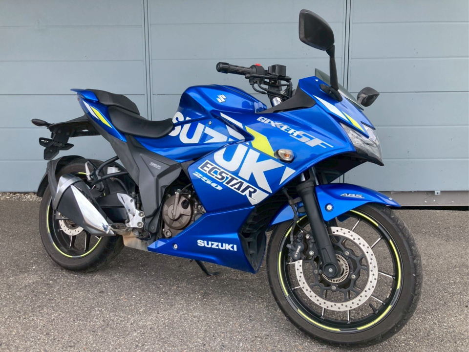 Suzuki GIXXER SF250