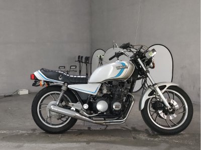 Yamaha XJ750E 1981