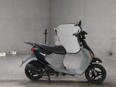 Suzuki LETS4