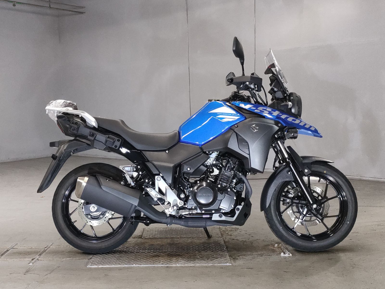Suzuki V-STROM DL250