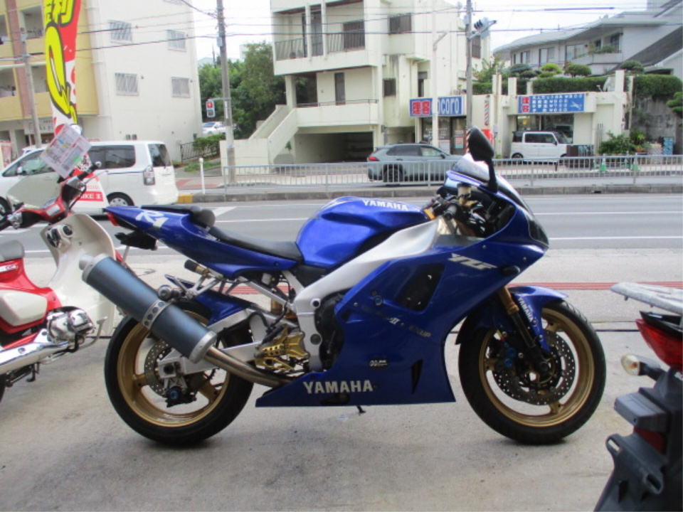 Yamaha YZF-R1 2000