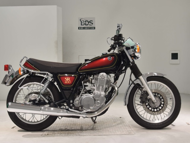 Yamaha SR400 2015