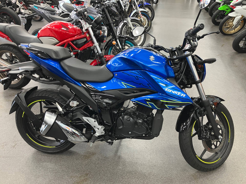 Suzuki GIXXER150