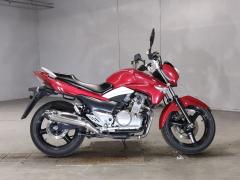 Suzuki GSR250