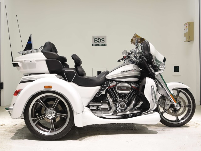 HD ELECTRA GLIDE FLHTKSE1920 2020