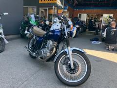 Yamaha SR400 2022