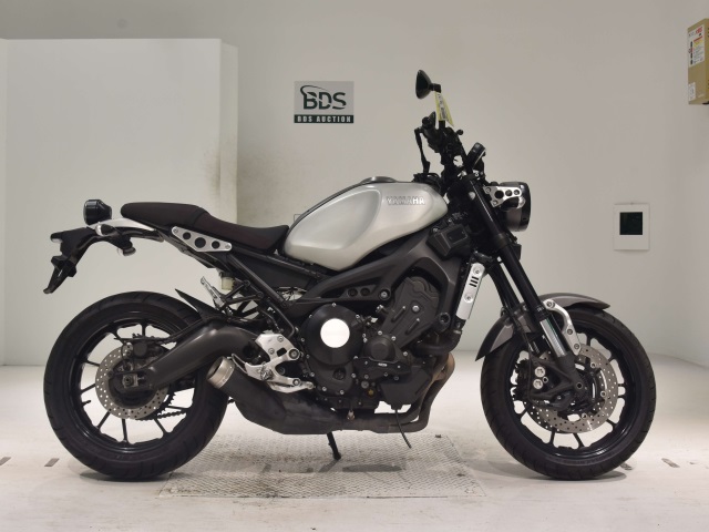 Yamaha XSR900 2016