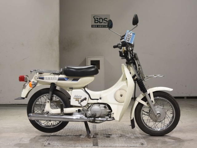 Yamaha MATE90