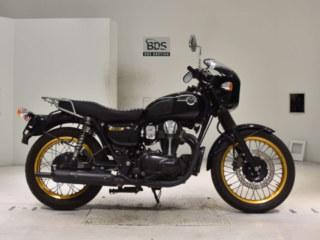 Kawasaki W800 2012