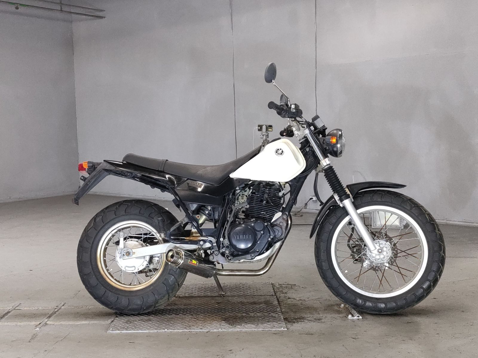 Yamaha TW225 2004
