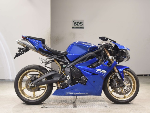 Triumph DAYTONA 675 2011