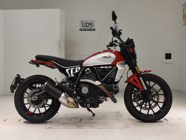 Ducati SCRAMBLER 803 ICON 2024