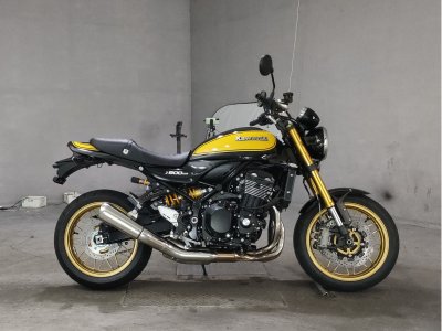 Kawasaki Z900RS 2024