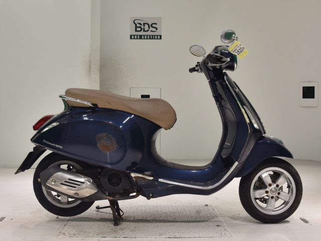 Vespa PRIMAVERA125