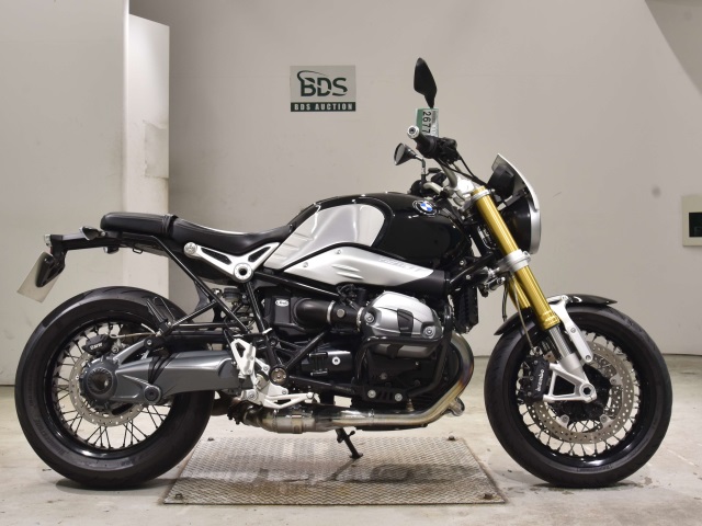 BMW R NINE T 2014