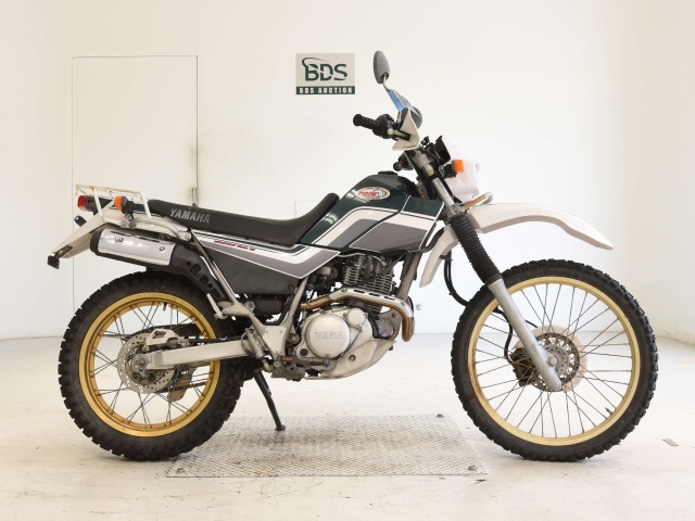 Yamaha SEROW XT225 2000
