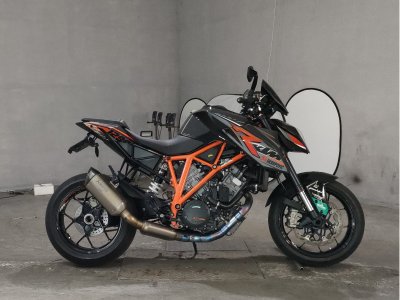 KTM 1290 SUPERDUKE R 2014