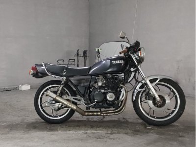 Yamaha XJ550 2023